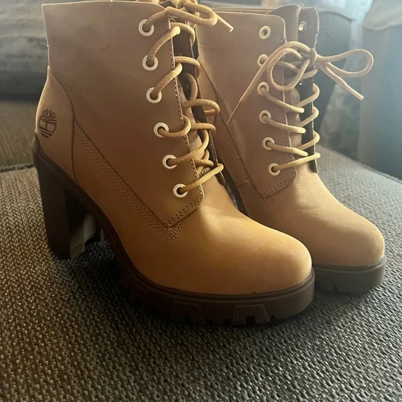 Timberland | Shoes | Brand New Never Worn Timberlands | Poshmark display picture 3